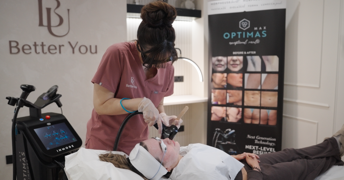 Someone receiving Lumecca treatment.
